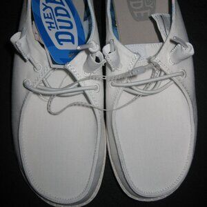 Hey Dudes Womens size 7 Wendy Silk Moon White cloth New - no store wear